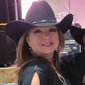 Meet your Posher, Tammy l